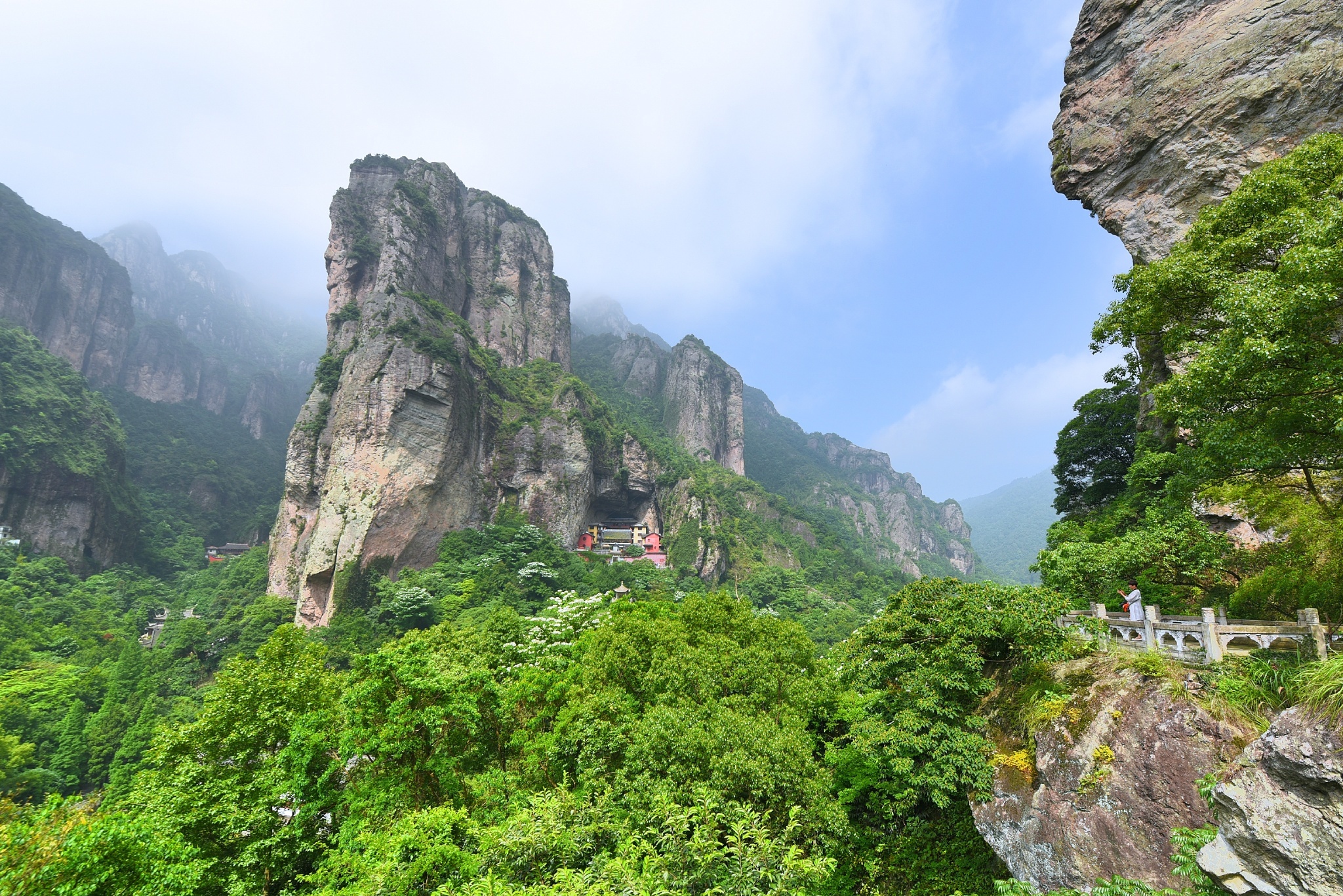 【玩转5A雁荡】探绝壁方洞•观灵岩飞渡•赏灵峰日景•打卡网红西门岛纯玩二日游